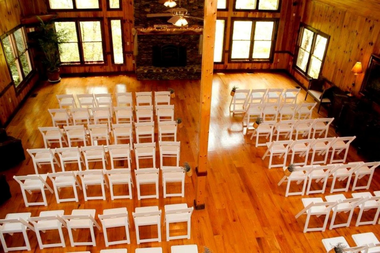 4 Reasons to Choose Our Smoky Mountains Wedding Venue