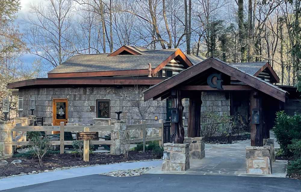 5 Restaurants in the Smoky Mountains You’ll Want to Try
