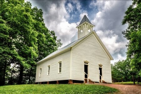church in cades cove