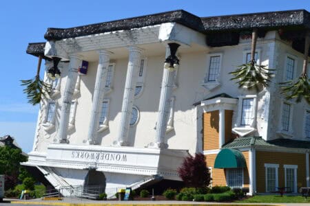 wonderworks pigeon forge parkway