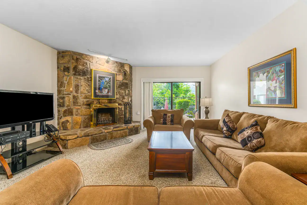 downtown Gatlinburg condo rentals